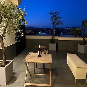 5-rooms-apartment.it-romehotels.com/